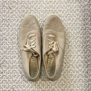 Liz Claiborne Taupe keds like sneakers